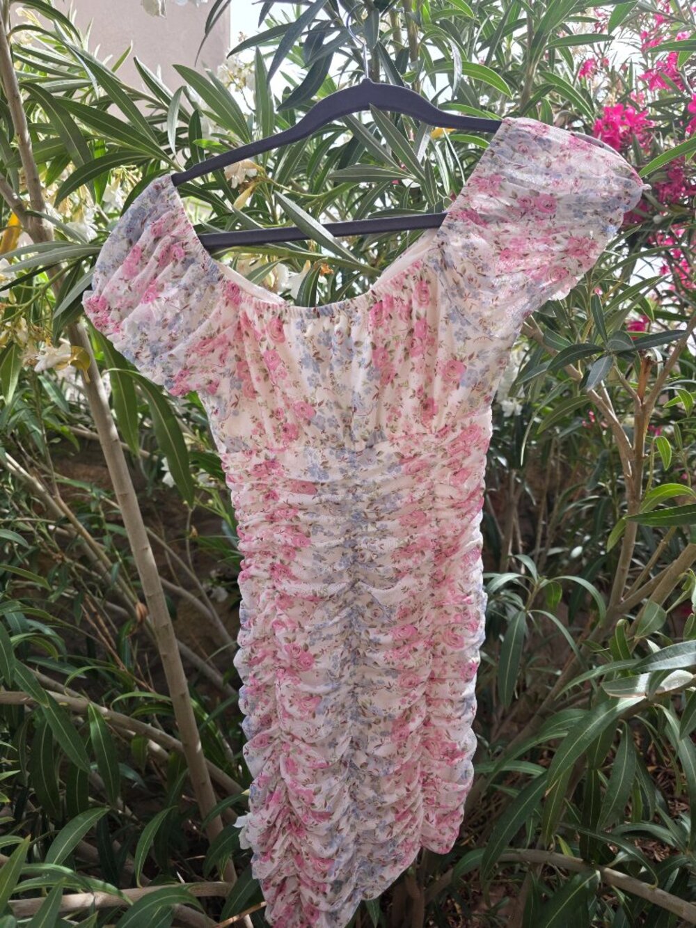 Dress - Picture 3 of 6